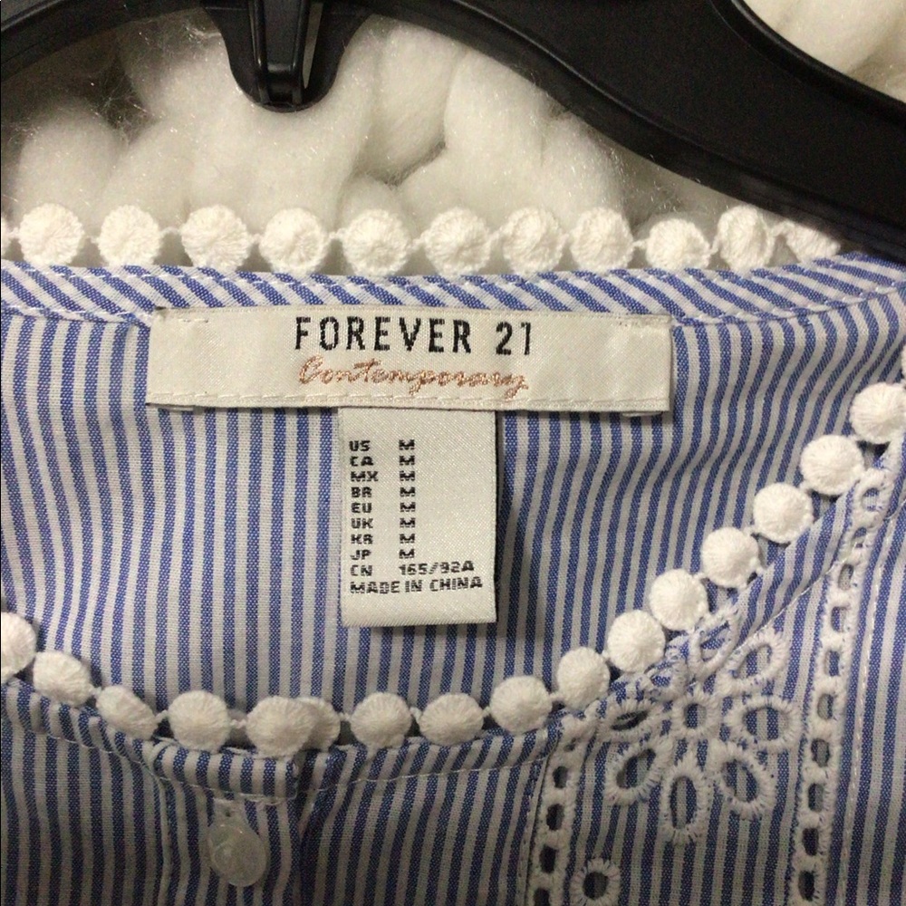 Forever 21 pinstriped blouse! Size M